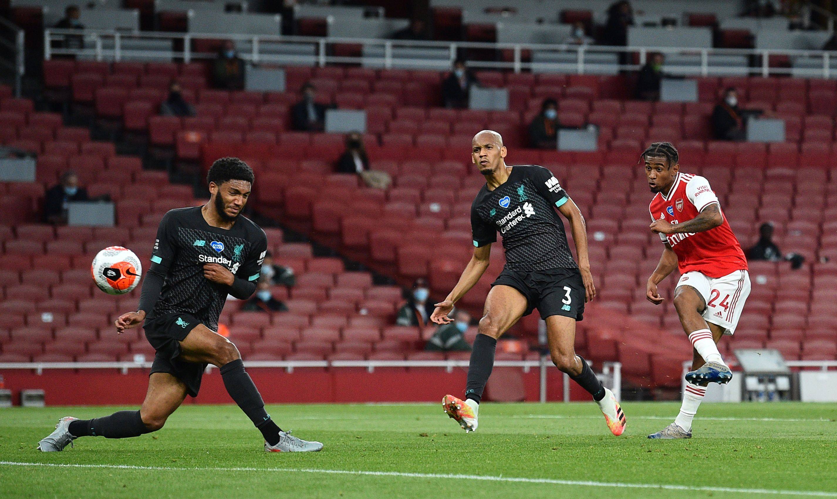 纪律严明的 纪律严明的